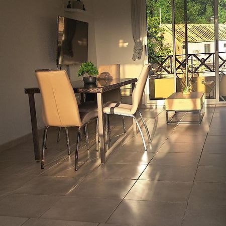 Super appartement T3 proche de tout sans vis-à-vis Fort-de-France Esterno foto
